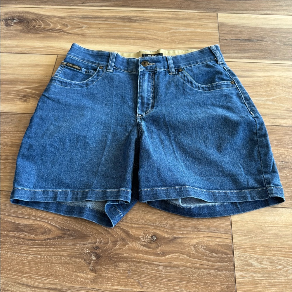 Noble Outfitters Womens Jean Shorts size 8 NWT